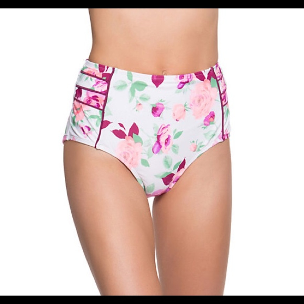 Betsy Johnson bikini (top + bottoms) size L